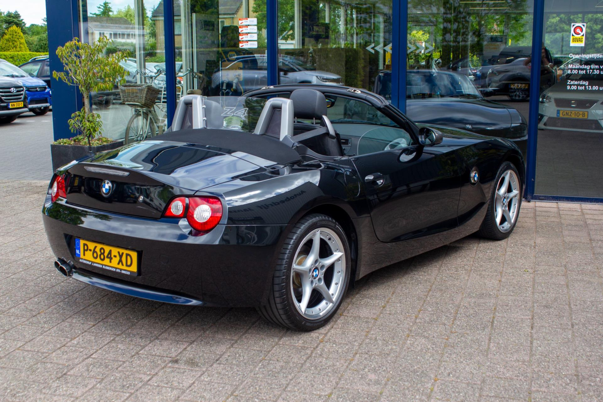 44992138-1.jpg