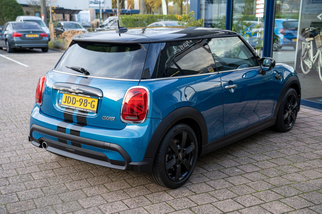 47148105-1.jpg